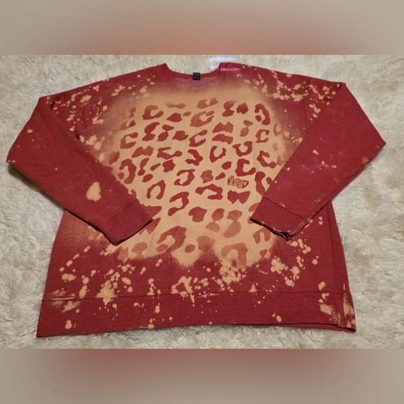 Tultex Women's Size Large Coral Leopard Print Bleach Splattered Look EUC - Picture 1 of 5